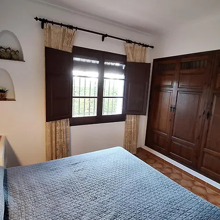 Lestartit Les Acasies 3 Vakantiehuis