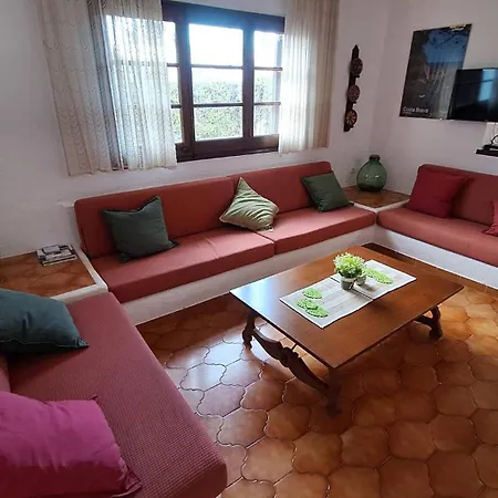 Casa vacanze Lestartit Les Acasies 3 *